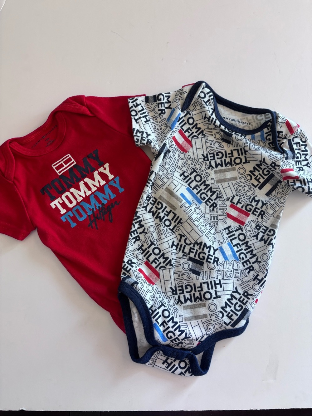 TOMMY HILFIGER Bundle Onesie Bodysuit Red White Blue 4th of July Size 12 Months